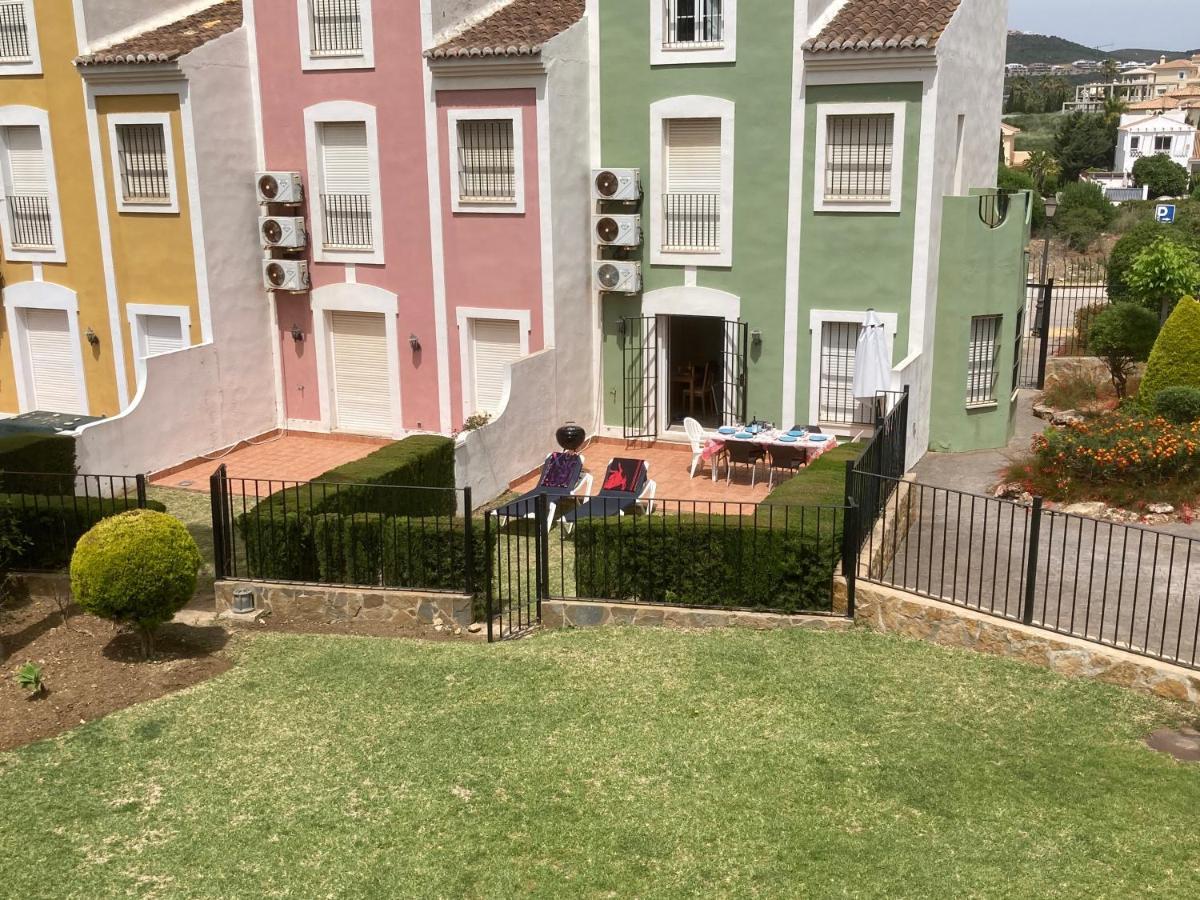 3 Storey Townhouse - Costa Del Sol Bahia de Casares Esterno foto